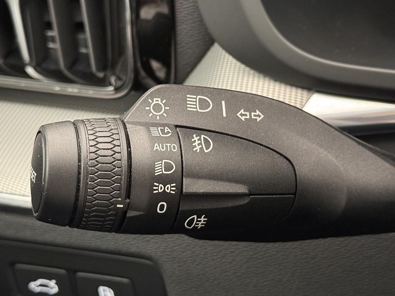 Volvo XC60 T6 AWD RECHARGE BRIGHT PLUS  - fotka 30 z 48