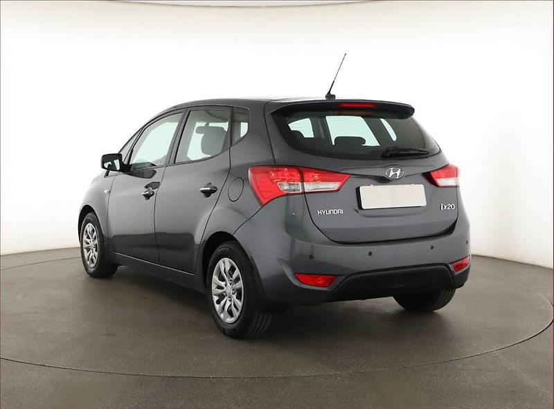 Hyundai ix20 (2018) 1.4 CVVT, Serv.kniha - fotka 4 z 14