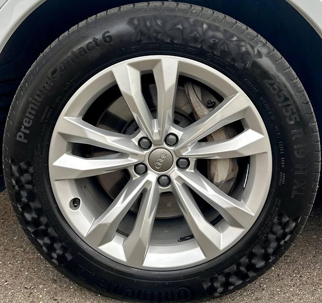 Audi Q7 (2017) 3.0 TFSI PREMIUM+ 360° 7 MIST - fotka 7 z 37