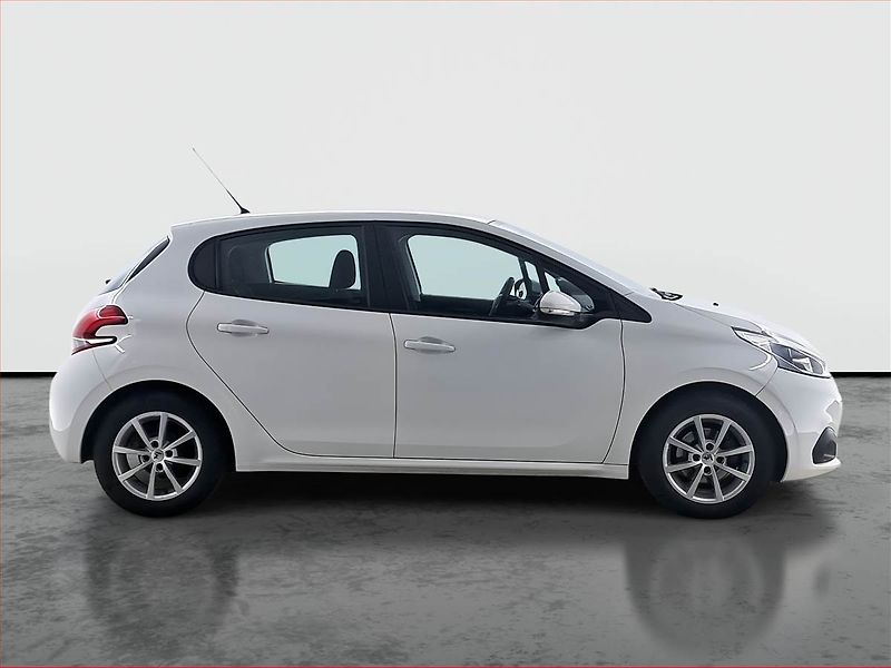 Peugeot 208 (2018) 1.2 PureTech, Serv.kniha - fotka 6 z 18