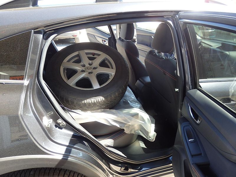 Subaru XV 1.6i AWD 84 kW DIGI. KLIMA - fotka 9 z 19