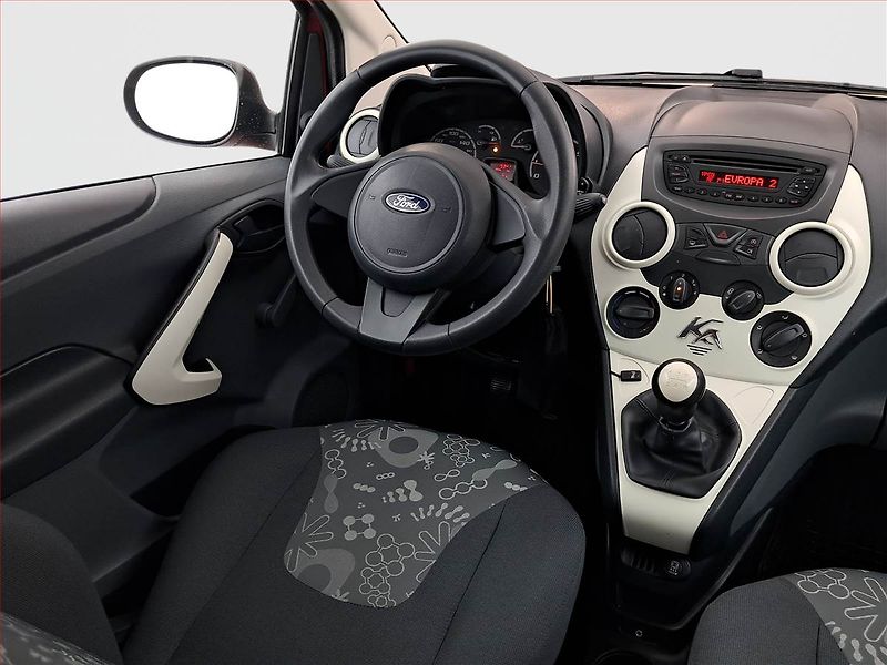 Ford Ka (2013) 1.2 i, Park. senzory - fotka 7 z 12