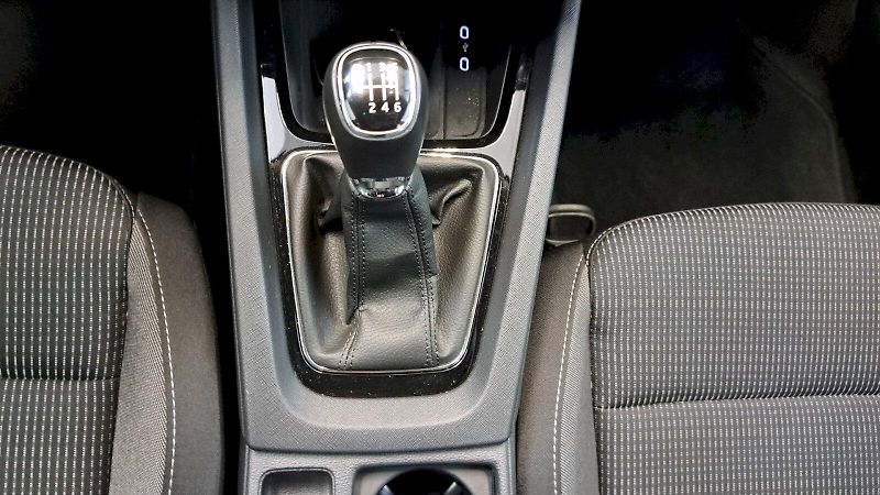 Škoda Octavia (2023) COMBI AMBITION 1.5TSI 110kW 6° - fotka 20 z 24