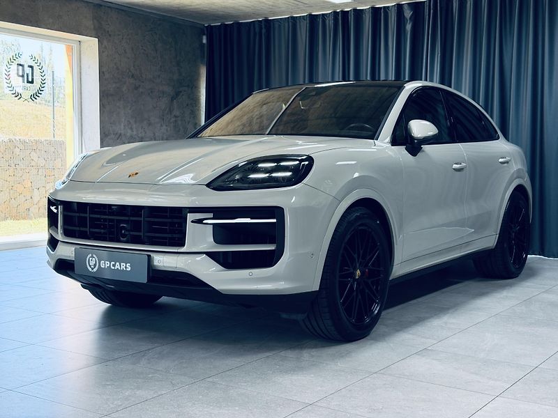 Porsche Cayenne (2023) S*V8*SPORTDESIGN*REZERVACE* - fotka 3 z 43
