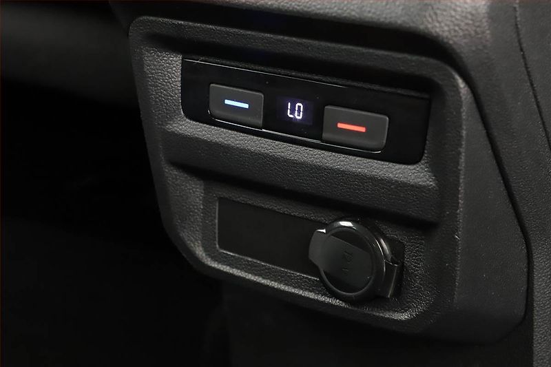 Volkswagen Tiguan (2021) Elegance 2.0 TDI - fotka 20 z 24