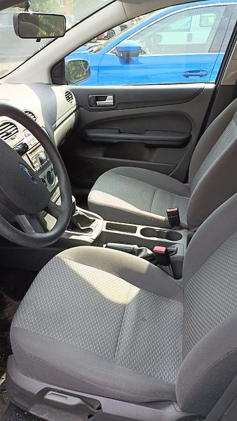 Ford Focus (2006) STK do 01/28 - fotka 8 z 13