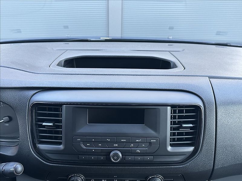 Opel Vivaro 2,0 CDTI 150PS  L2 Kombi-6 Enj - fotka 25 z 53