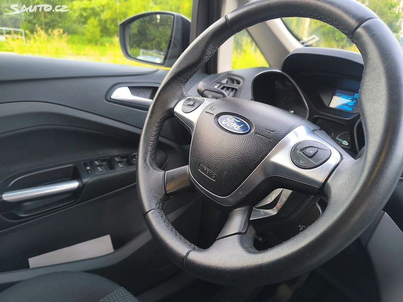 Ford C-MAX 1.6,KRÁSNÝ,125KM,VÝBAVA,1MAJ51 - fotka 10 z 22