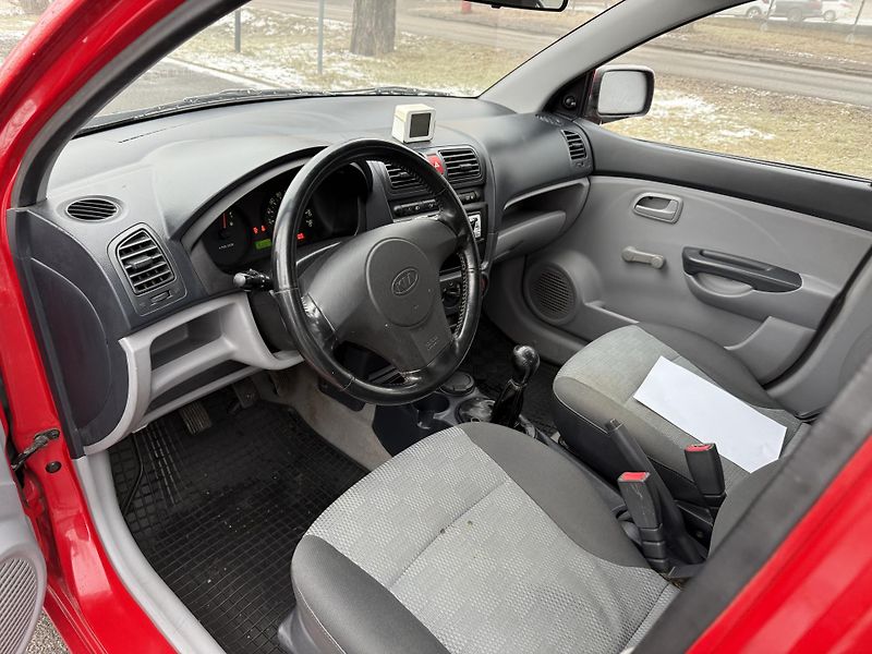 Kia Picanto 1.0 44kw - fotka 3 z 7