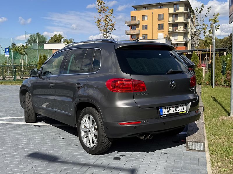 Volkswagen Tiguan (2012) 2.0 TDi 103 kW/DSG/4x4 - fotka 3 z 21