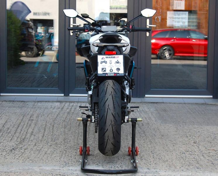 CFMOTO (2026) 675NK - fotka 8 z 25