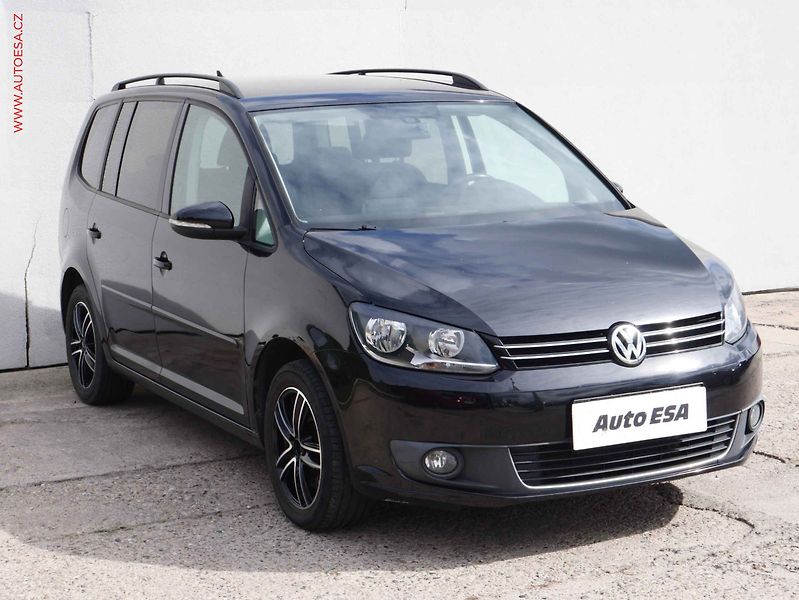 Volkswagen Touran (2012) 2.0 TDi, 1.maj, AC, park - fotografie inzerátu