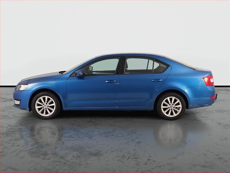 Škoda Octavia (2014) Elegance 1.6 TDI, Tempomat - fotka 3 z 17