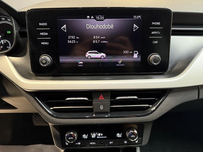 Škoda Scala 1.0 TSI 81kW Style DSG - fotka 7 z 13