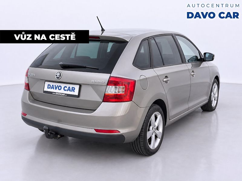 Škoda Rapid 1,2 TSI 77kW Klima Tažné - fotka 5 z 12