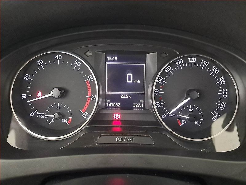 Škoda Rapid (2016) 1.2 TSI - fotka 11 z 18