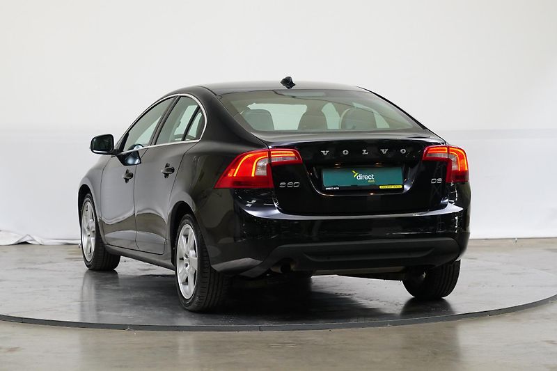 Volvo S60 - fotka 7 z 25