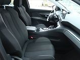 Peugeot 5008 (2022) PureTech 130 - náhled 9
