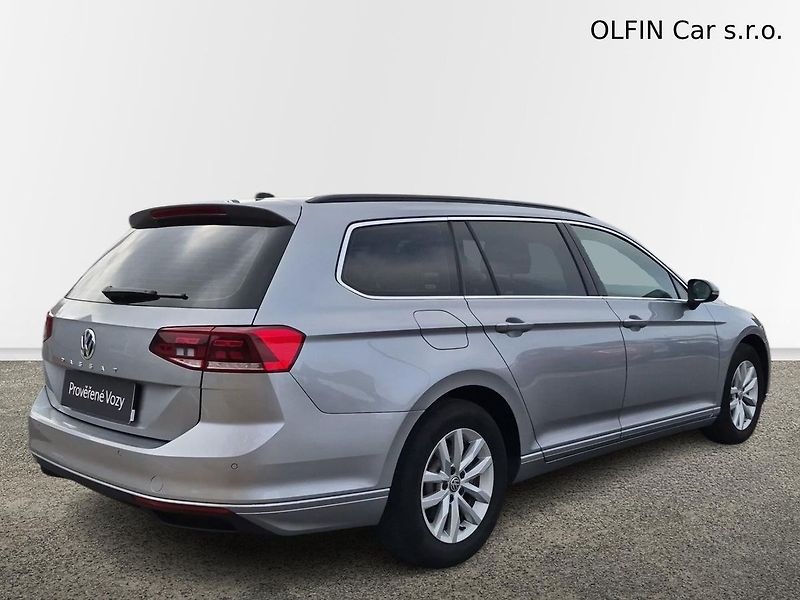 Volkswagen Passat Variant 1.5 TSI EVO Business - fotka 2 z 25