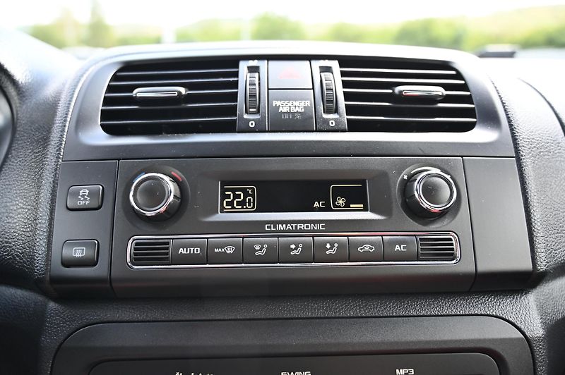 Škoda Fabia 1.2TSI 77KW Monte Carlo 1/2013 - fotka 11 z 41