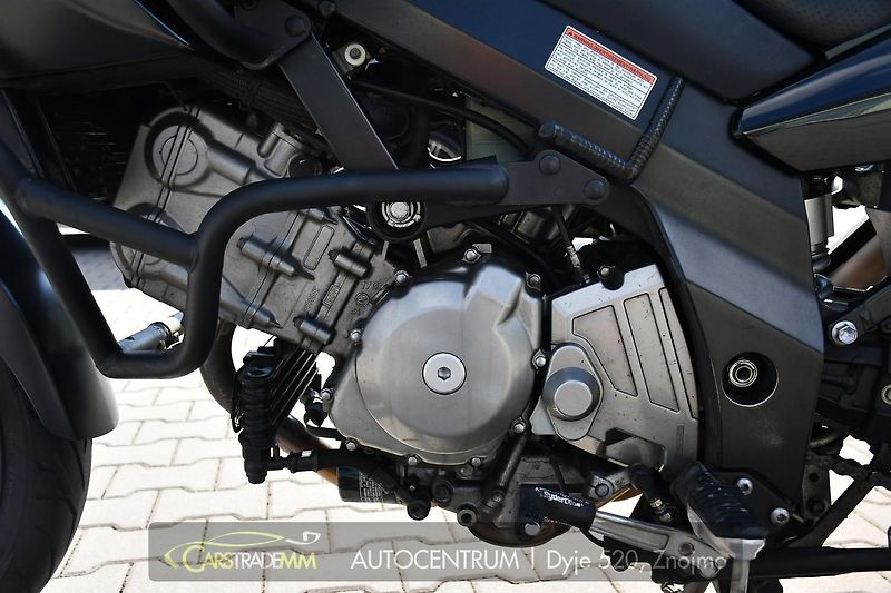 Suzuki Ostatní V-STROM 650 - fotka 9 z 14