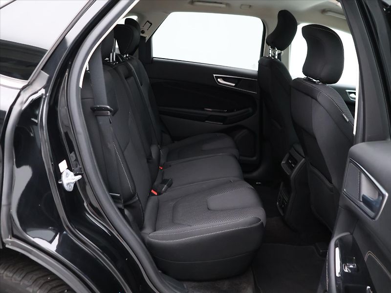 Ford Edge 2,0 TDCI 132kW AWD DPH - fotka 13 z 32