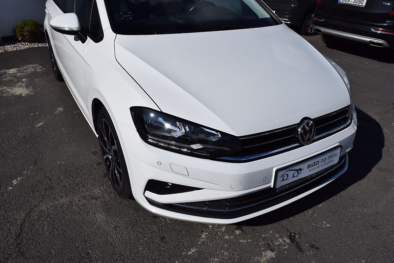 Volkswagen Golf Sportsvan (2018) 1.5TSI 96kw EVO 130 TAŽNÉ APP  - fotka 4 z 44