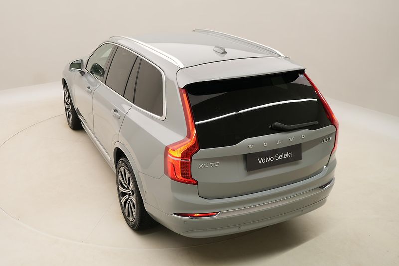 Volvo XC90 B5 AWD BRIGHT PLUS - fotka 18 z 66