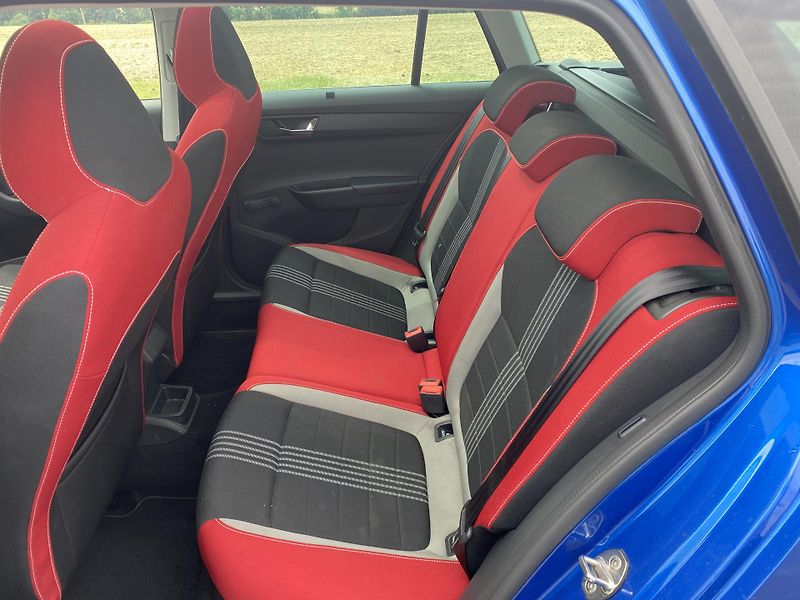 Škoda Fabia (2015) 1.2tsi Monte Carlo - fotka 11 z 21