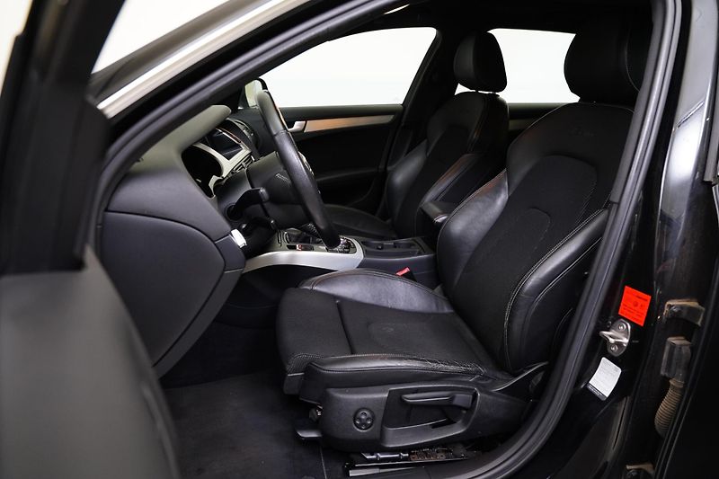 Audi A4 - fotka 11 z 25