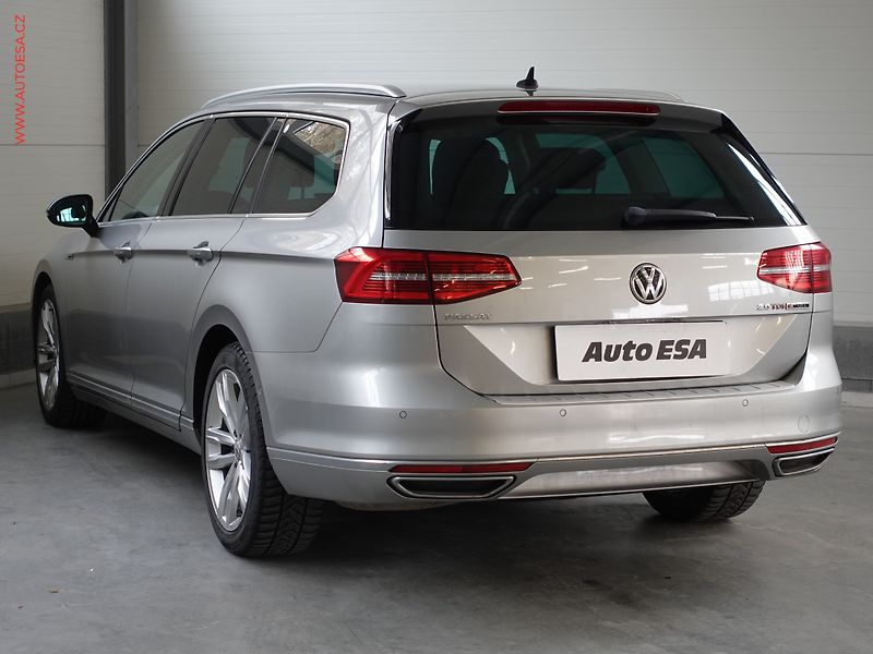 Volkswagen Passat (2015) 2.0TDI 4x4, ČR, DSG, navi - fotka 6 z 23
