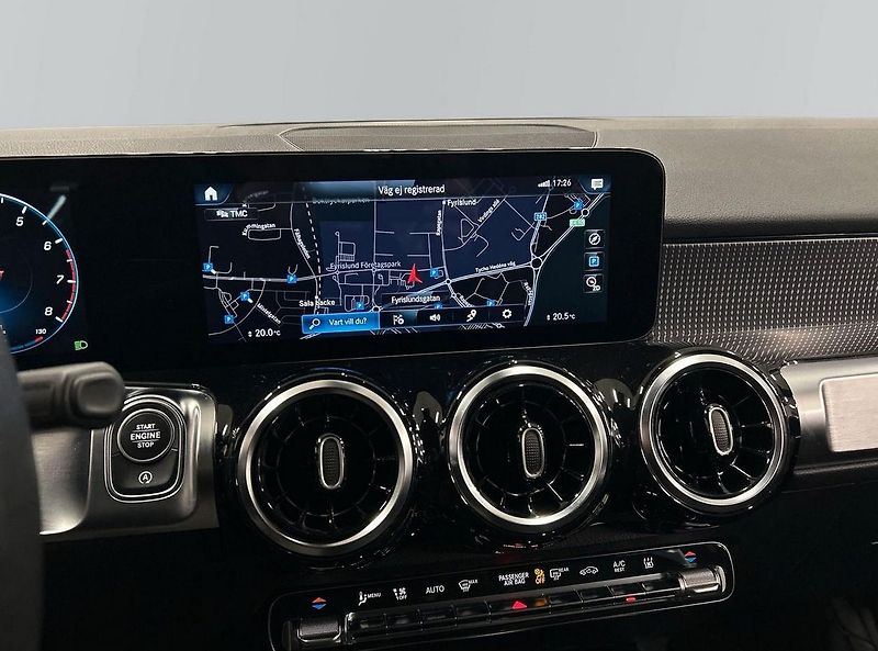 Mercedes-Benz GLB 200 Parkovací asistent - fotka 15 z 15