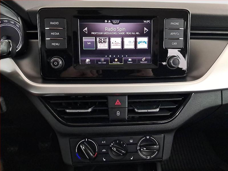 Škoda Kamiq (2022) Ambition 1.0 TSI, Serv.kniha - fotka 12 z 17