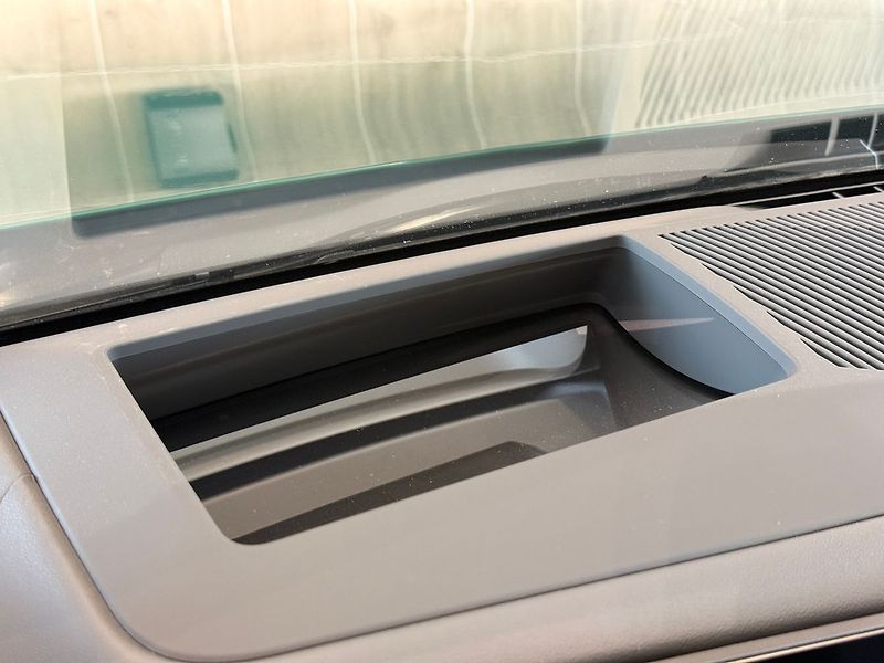 BMW M5 Touring, B&W, Tažné, Ventilace - fotka 25 z 47