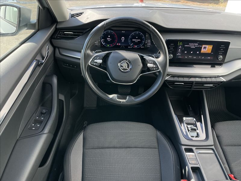 Škoda Octavia 2,0 TDI 4x4 DSG Ambi Plus TZ - fotka 7 z 21