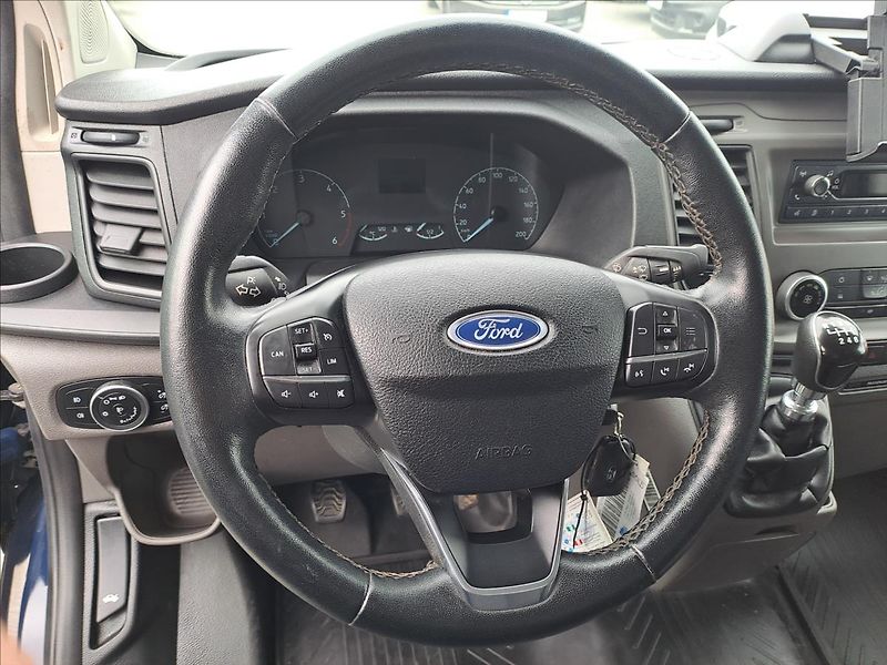 Ford Transit Custom 2,0 TDCI 1.MAJITEL,KOUPENO CZ - fotka 8 z 11