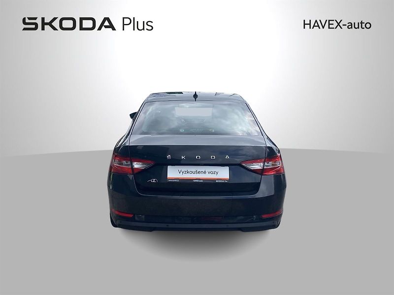 Škoda Superb (2022) 1.5 TSI Style+ - fotka 40 z 40