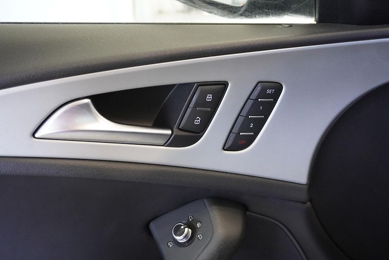 Audi A6 2.8 FSi AUTOMAT - fotka 11 z 30