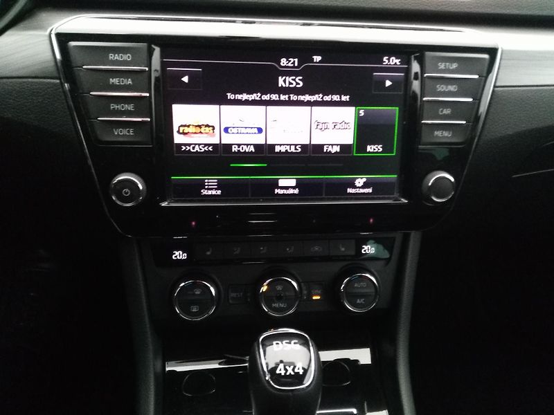 Škoda Superb 2,0 TDI 4x4 /140 kW/ - fotka 26 z 40