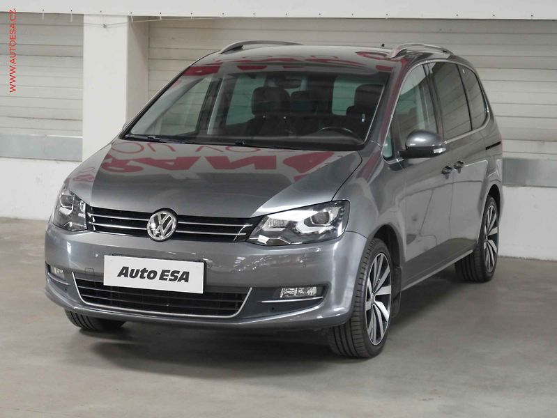 Volkswagen Sharan (2017) 2.0 TDi 4x4, 7míst, 2.maj,ČR - fotka 3 z 25