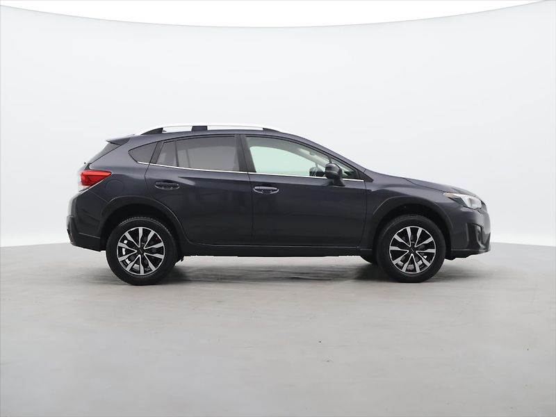 Subaru XV 2,0 i 115kW CVT Comfort 1.Maj - fotka 8 z 33