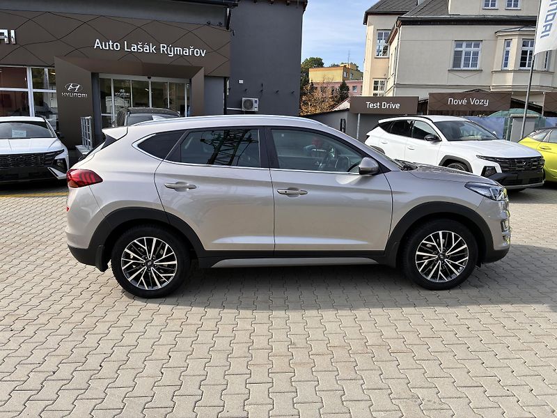 Hyundai Tucson 1.6T-GDI 130kW DCT STYLE       - fotka 8 z 26