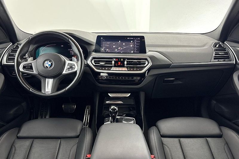 BMW X3 xDrive20d - fotka 14 z 26