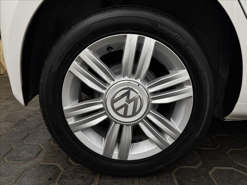 Volkswagen up! 1.0CNG HIGHLINE 2XALU 52KM! - fotka 34 z 37