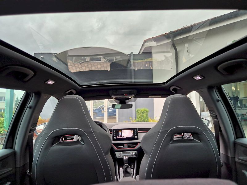 Škoda Kamiq (2025) Monte Carlo 1.5 TSI 110 kW 6°m - fotka 26 z 29