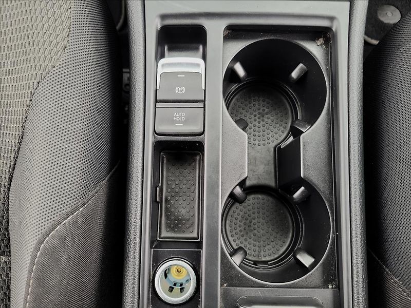 Volkswagen Golf 1,0 TSI,navi,digiklima,acc,alu - fotka 34 z 49