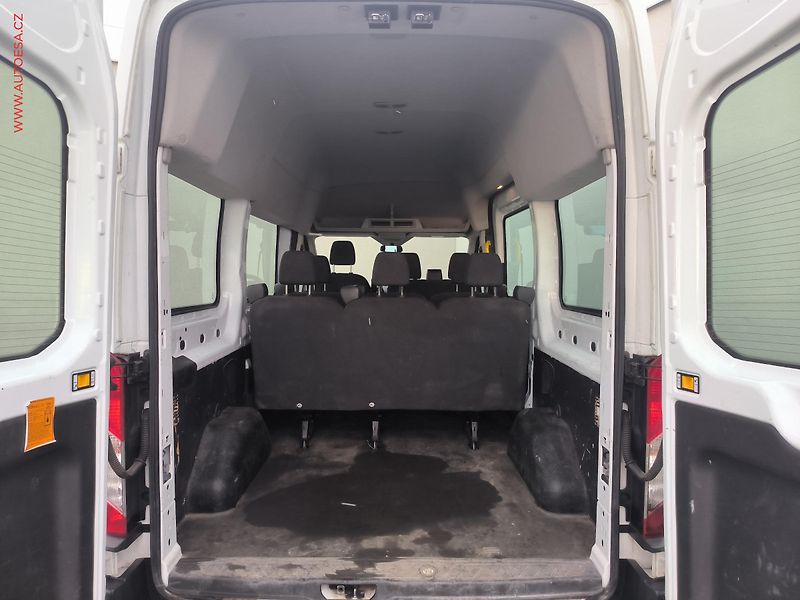 Ford Transit (2015) 2.2TDCi L2H3 9míst, ČR, AC - fotka 7 z 17