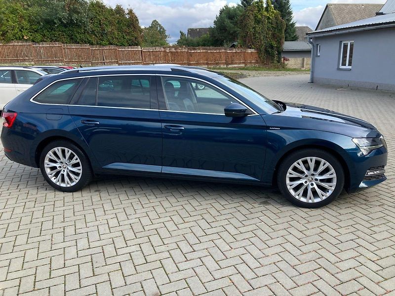 Škoda Superb (2022) 2.0TDI 147kW 4X4 STYLE DSG - fotka 3 z 33