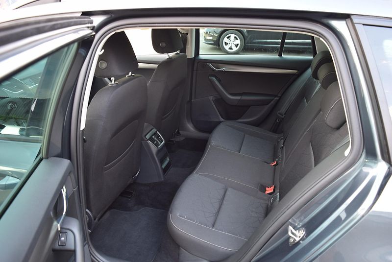 Škoda Octavia (2019) 1.5TSI 110kw CLEVER FULL LED  - fotka 15 z 48