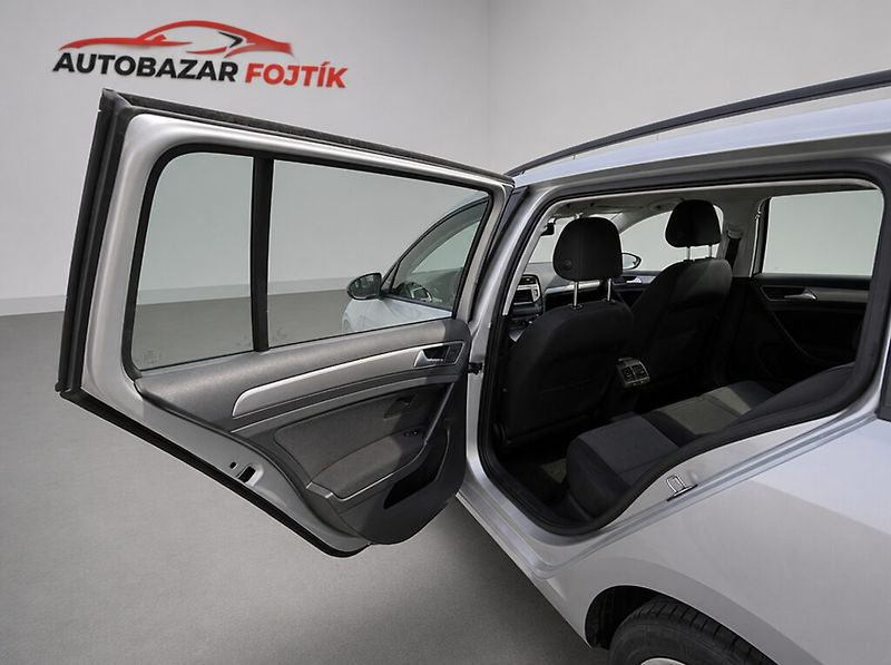 Volkswagen Golf Variant (2015) 1.2 TSi 81KW Trendline - fotka 14 z 24